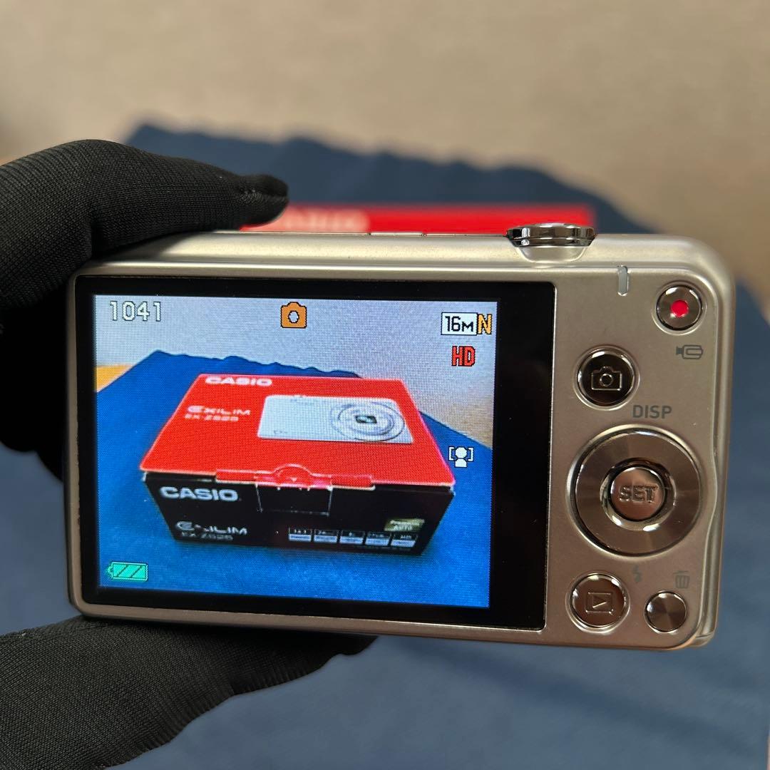 カシオCASIO EXILIM EX-ZS25デジタルカメラ　外箱SDカード付き