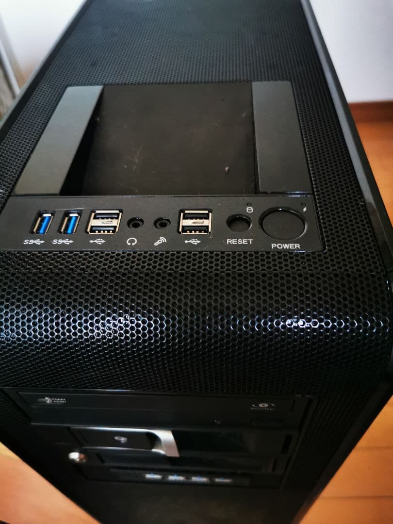 配送不可　超大型PCケース ロズウィルブラックホークウルトラ　ジャンク品