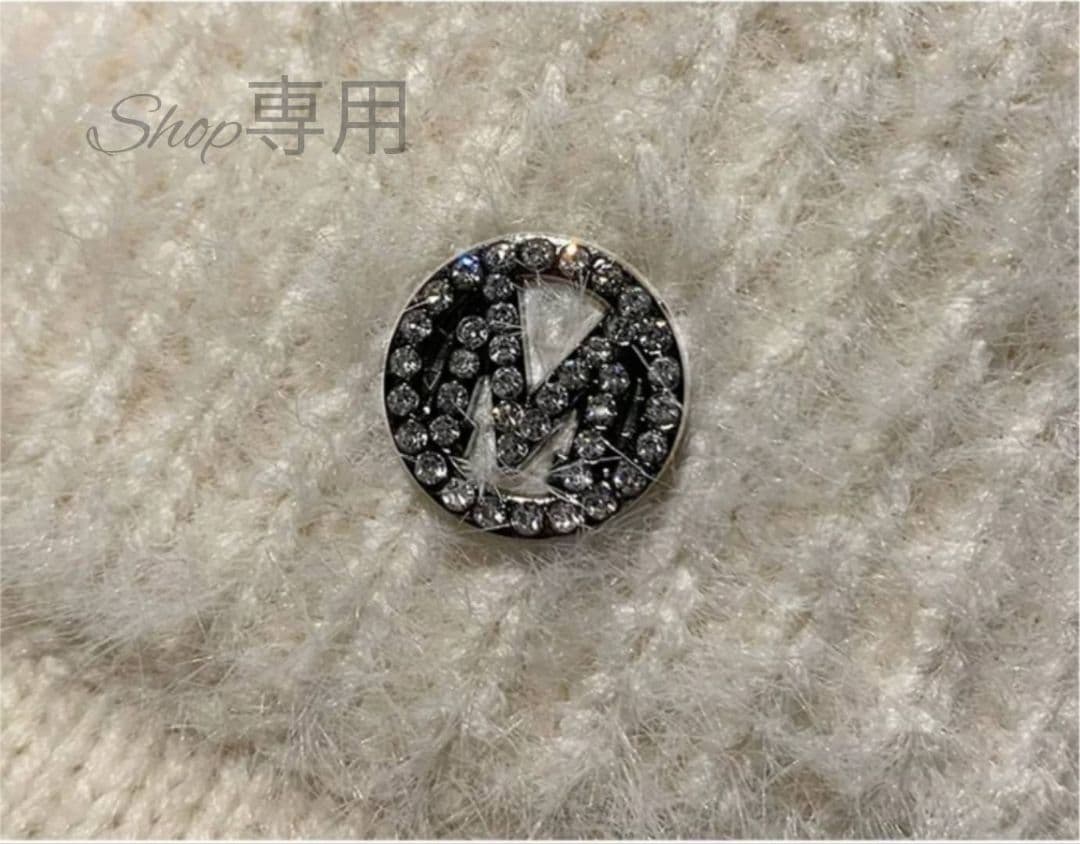 新品 ブラック ニット帽 つば付き 黒 耳当て サンバイザー ゴルフ レディース