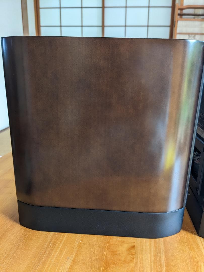 美しい形状と音を持つ ONKYO D-112EXTスピーカーペア