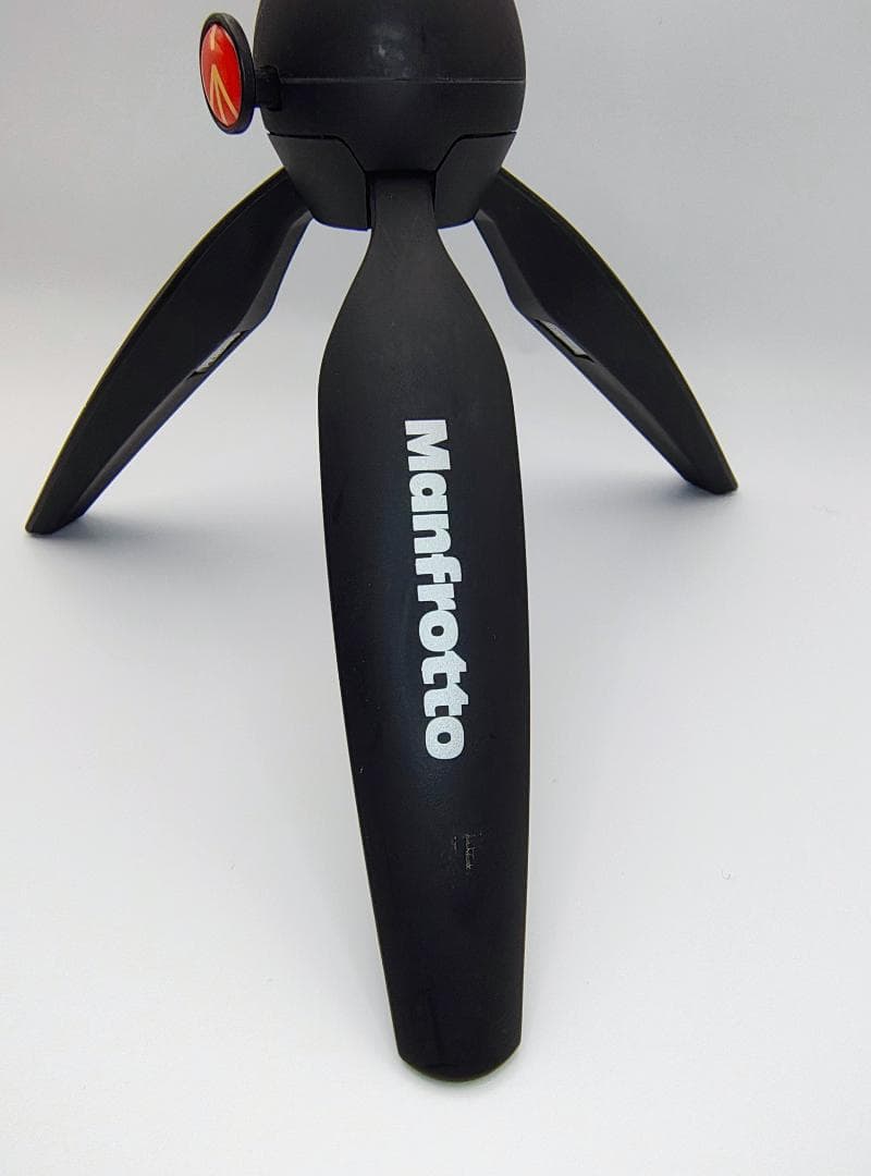 【XGIMI】MoGo Pro 三脚＋付属品付き ポータブルプロジェクター