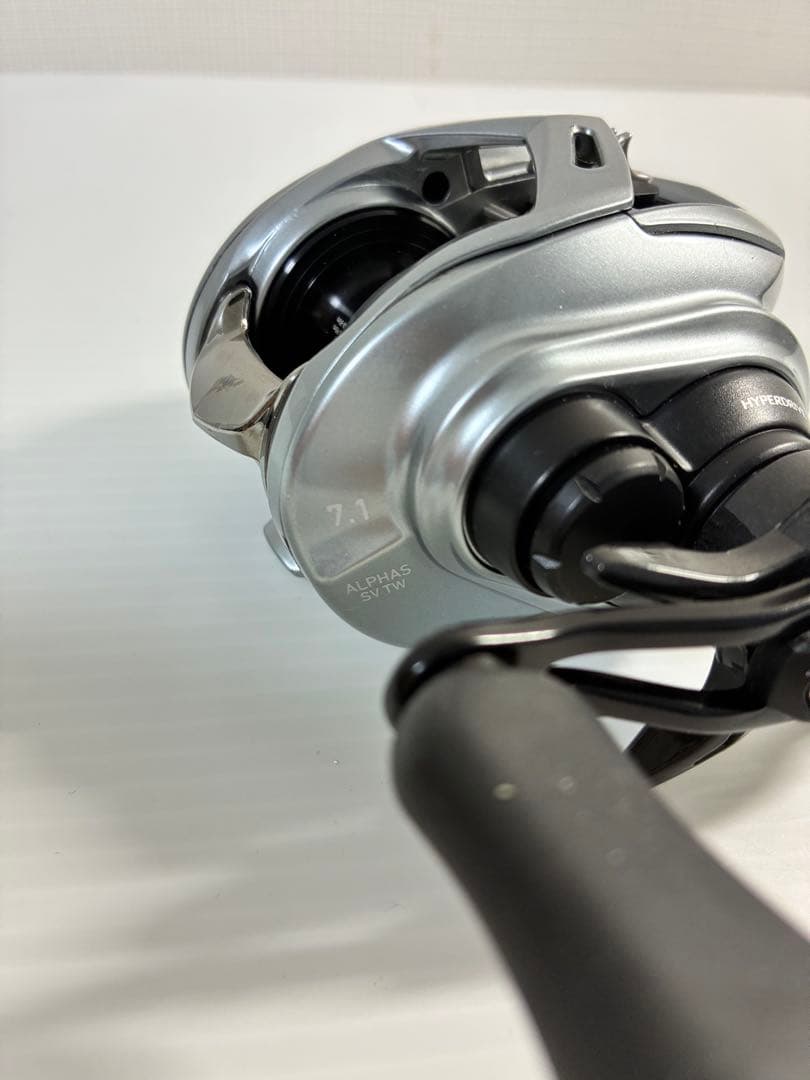 【美品】アルファス SV TW 800S-H ベイトリール