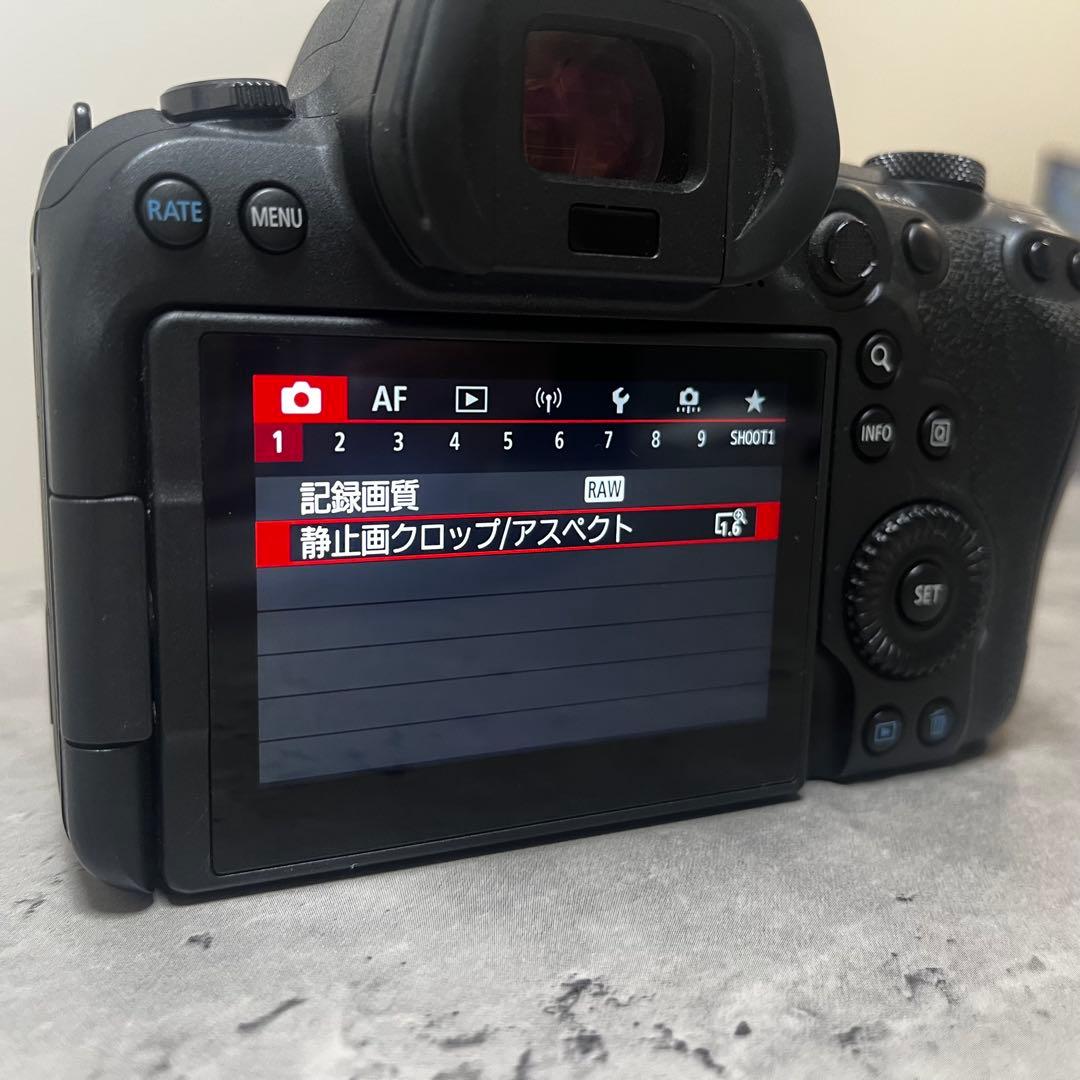 【美品】Canon EOS R6 ボディ