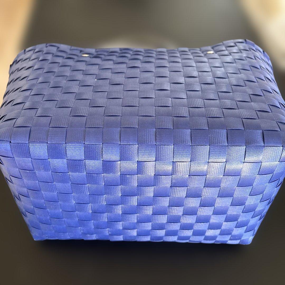 マルニ marni ❗️カゴバック　犬モチーフ❗️保存袋あり❗️ブルー