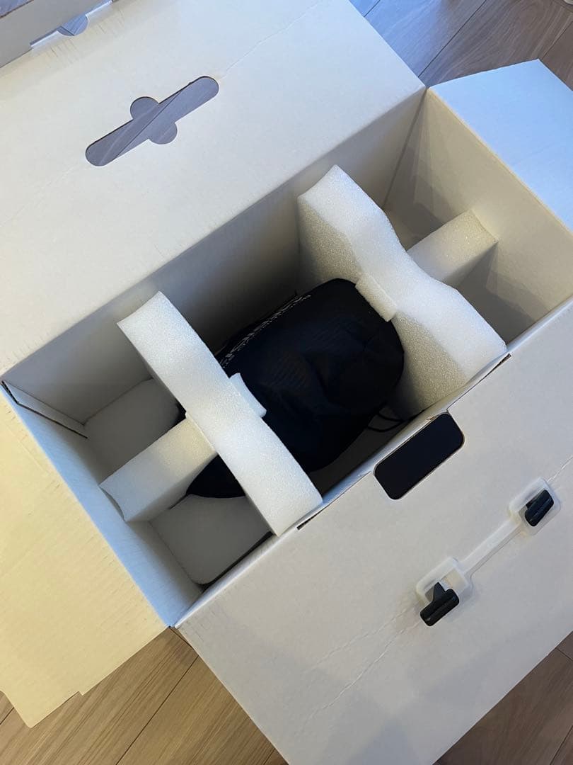 ✴︎大特価✴︎【超希少/新品/MERIDIAN】「F80」フェラーリレッドモデル