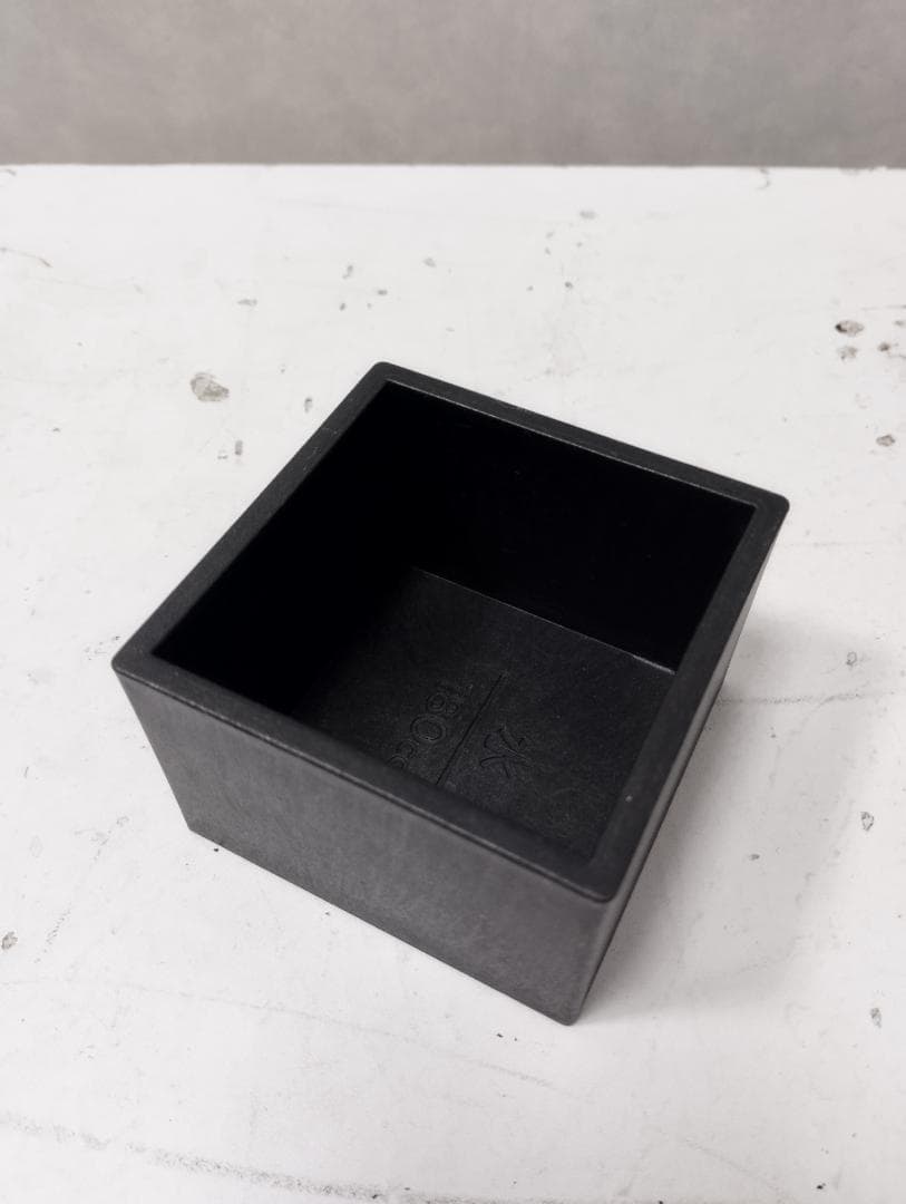 Y☆512 バルミューダ 炊飯ジャー K08A-BK