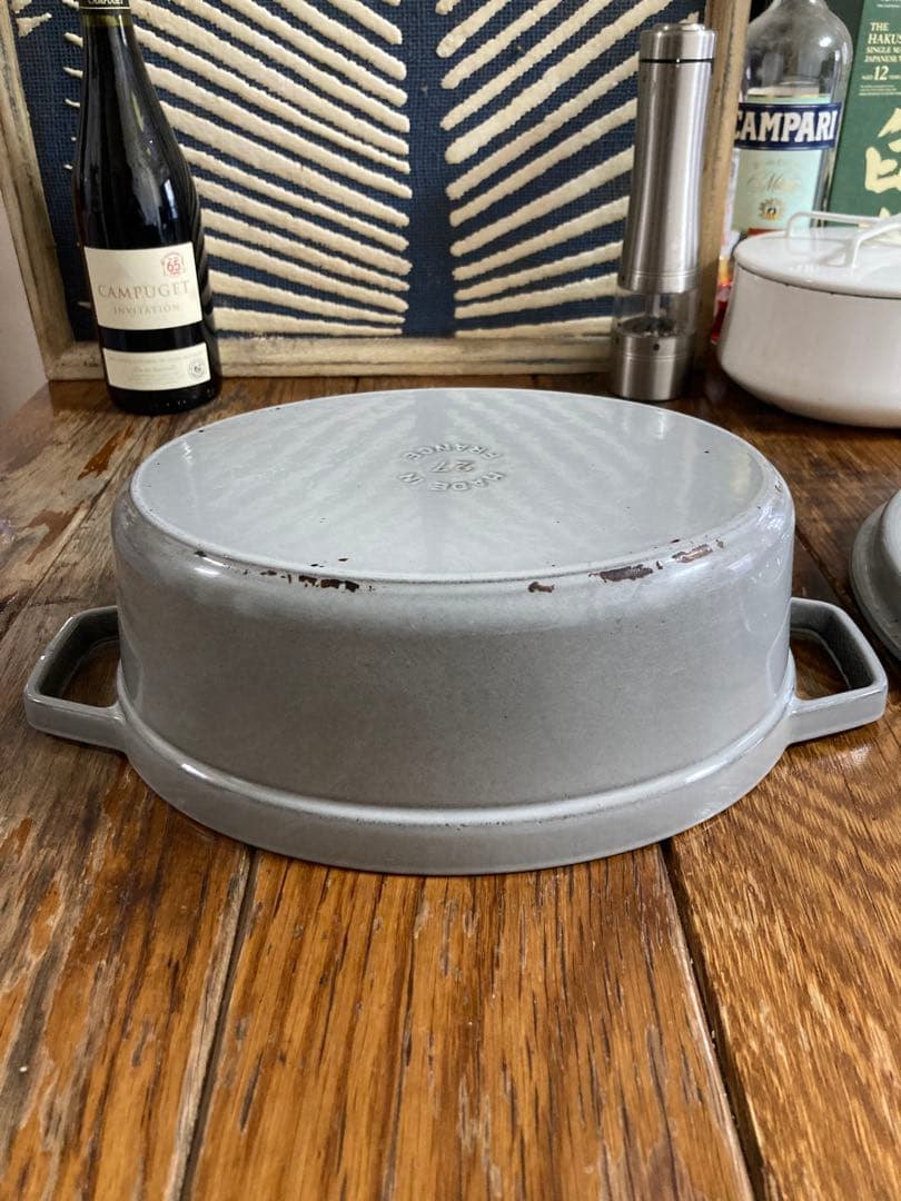 【staubストウブ】IH&ガス対応 27cmオーバル鍋 ※定価40,700円