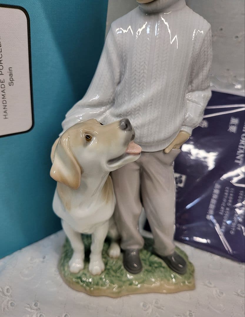 未使用近✨リヤドロ 僕の親友 フィギュリン 人形 犬 男の子 少年 箱付