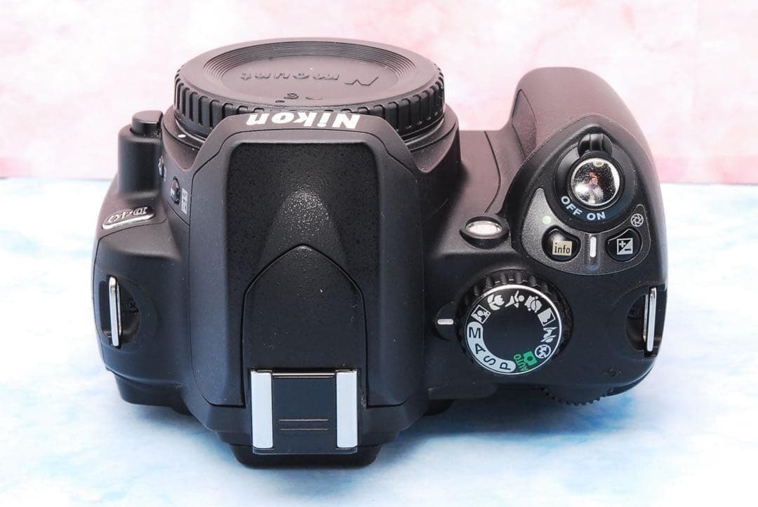 ニコン D40★入門セット★一眼レフカメラ★S数少！★望遠レンズ付Wレンズ