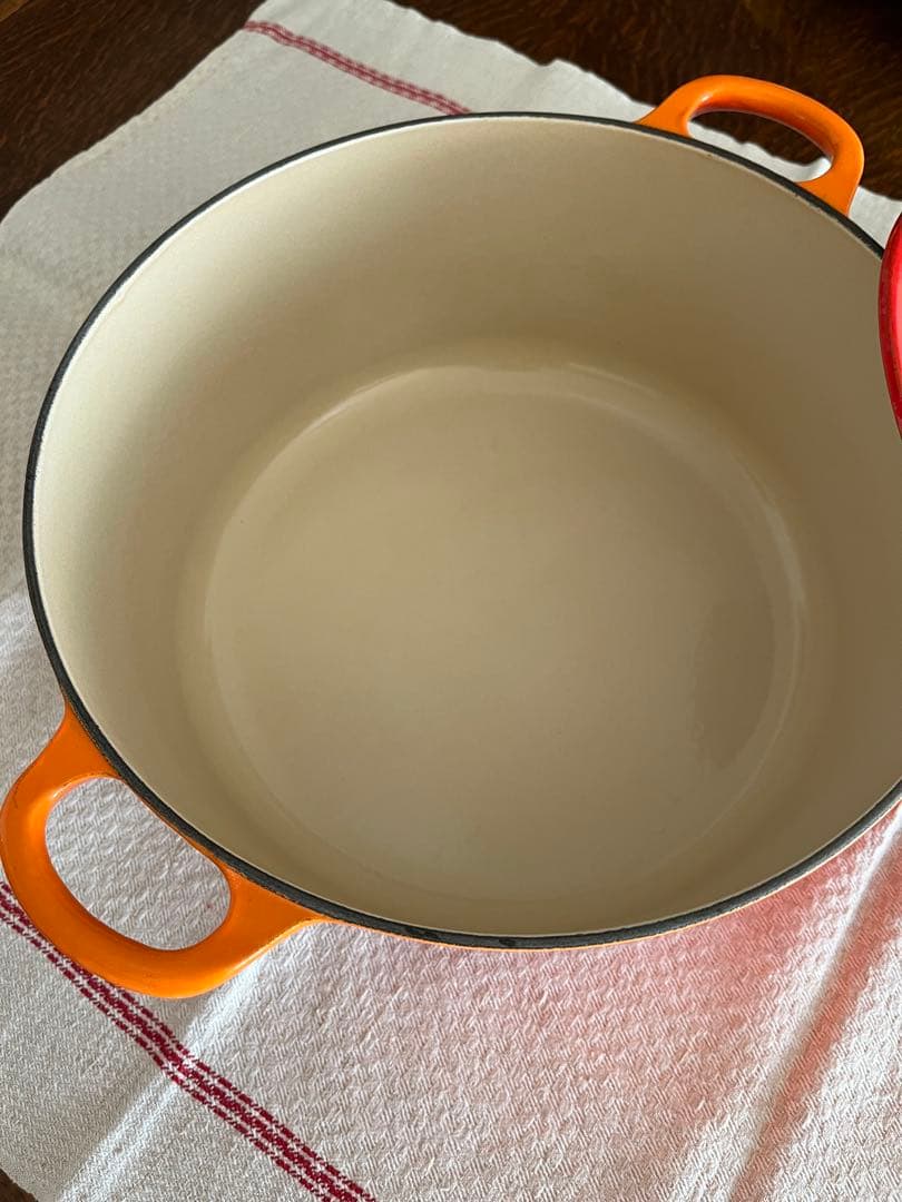 LE CREUSET ル、クルーゼ両手鍋 オレンジ28cm 美品