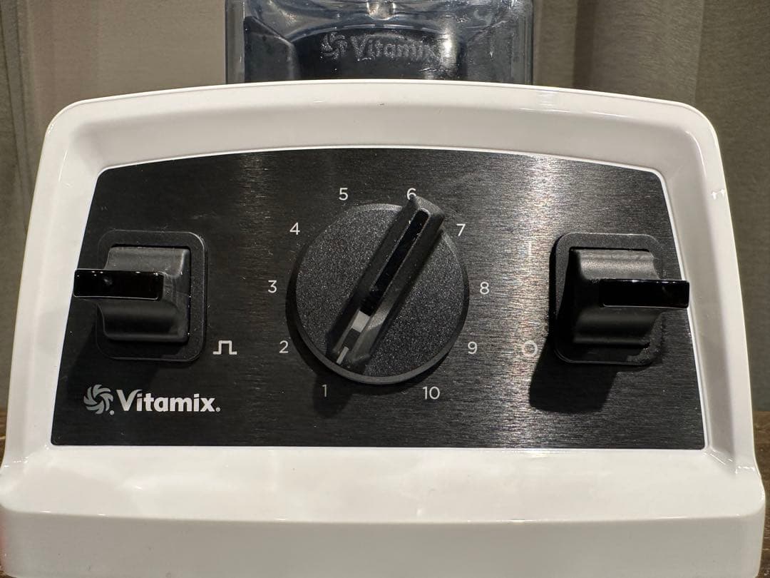 Vitamix バイタミックス E320(ホワイト)＋レシピ本＋アタッチメント