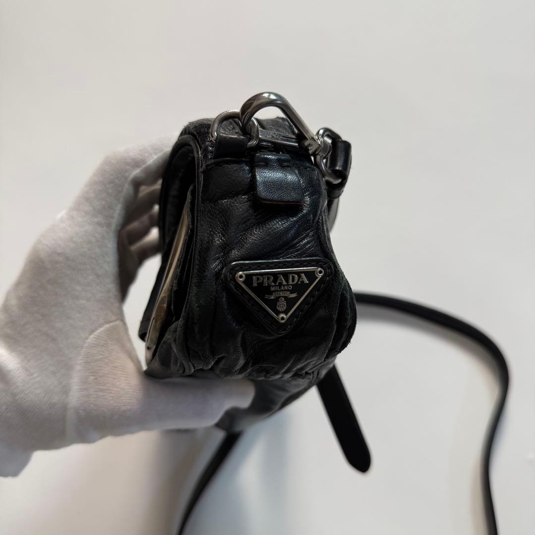 バッグ 1990s Prada leather shoulder mini bag