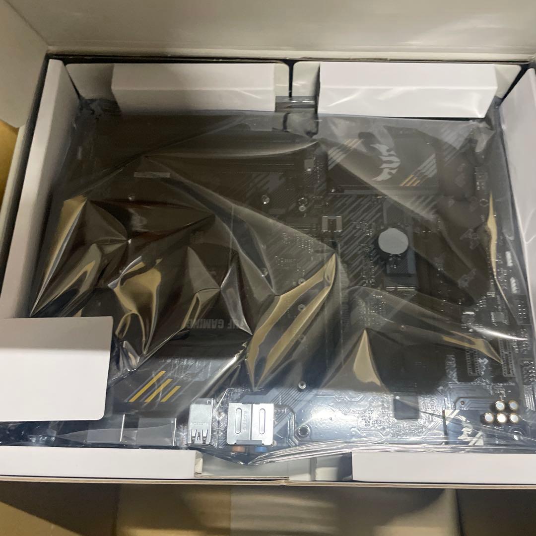 ASUS AMD マザーボード TUF GAMING B550-PLUS 6 点