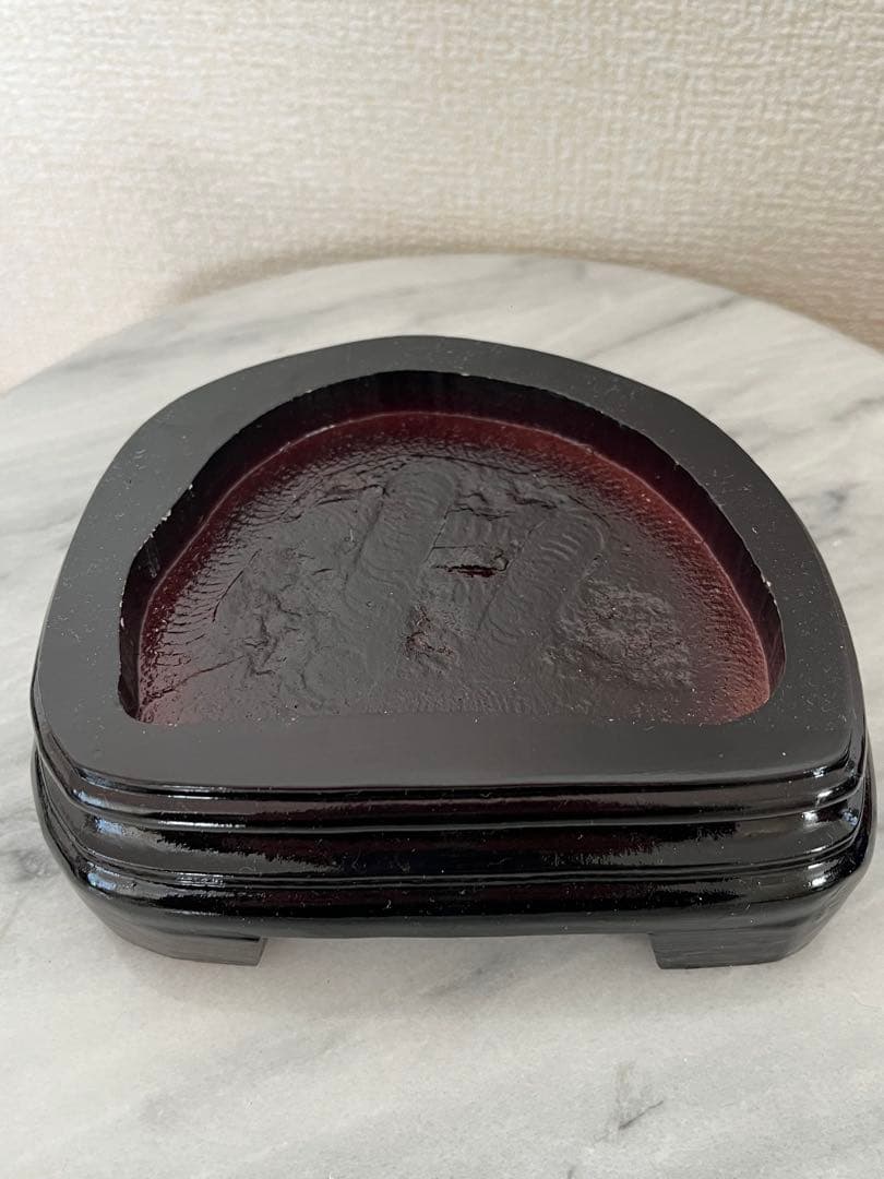 【天然石】⑤アメジストドーム　ジオード 原石 1kg以上 木製台座付き 紫水晶