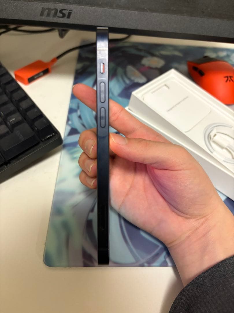 Apple iPhone 12 ブラック 本体