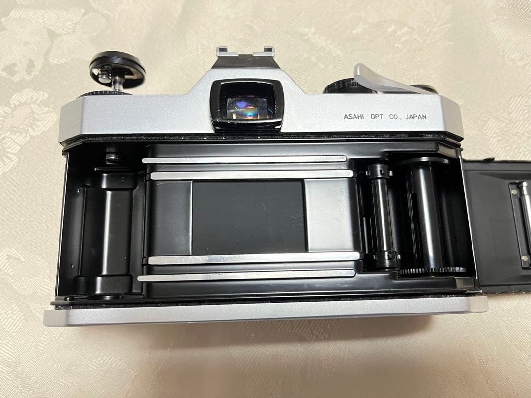 PentaxSpotmatic Fと明るいレンズf1.8/55mmTakumar