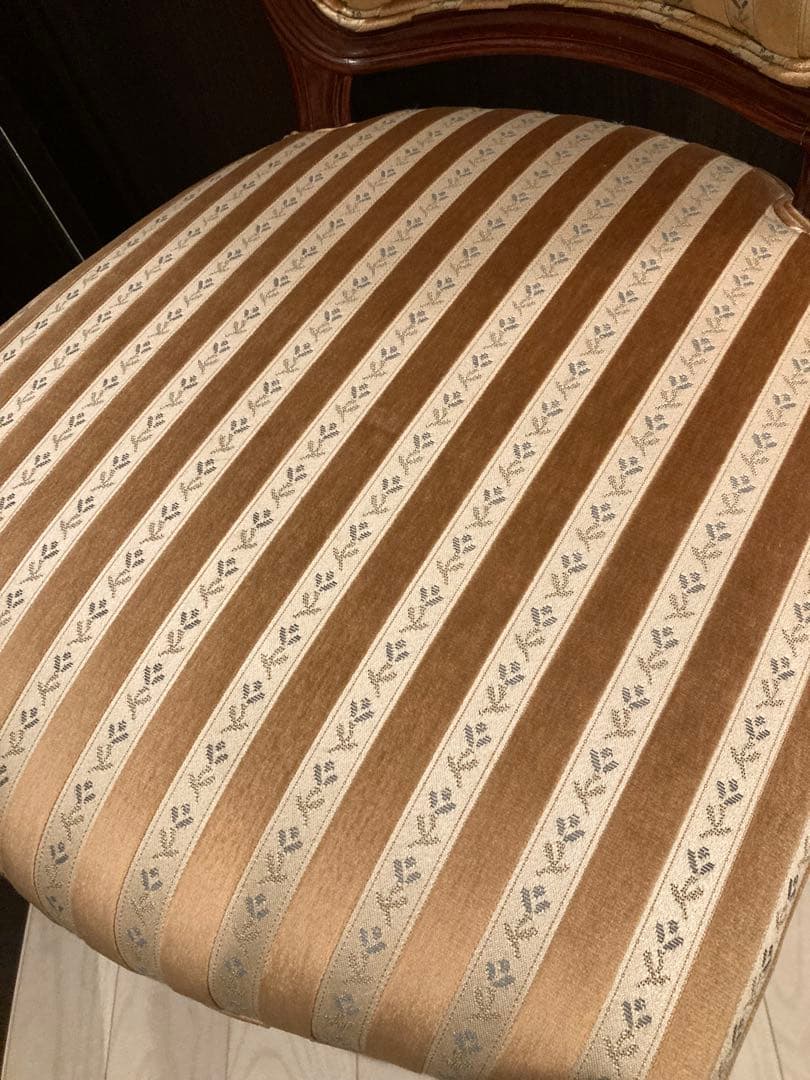 希少　クラシックストライプ柄木製椅子