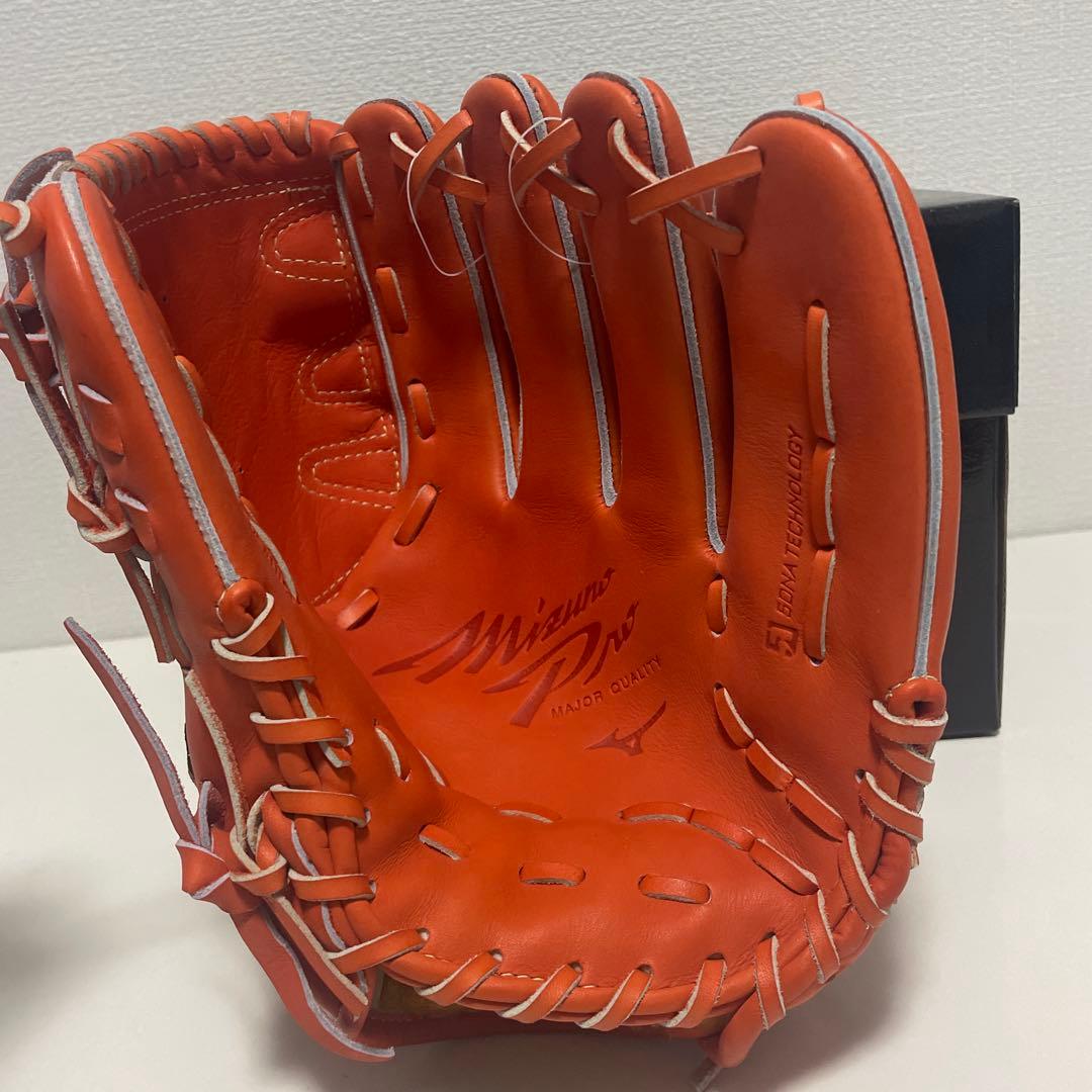 ミズノプロ　硬式用　投手用　グローブ　グラブ　定価62,700円　高校野球対応