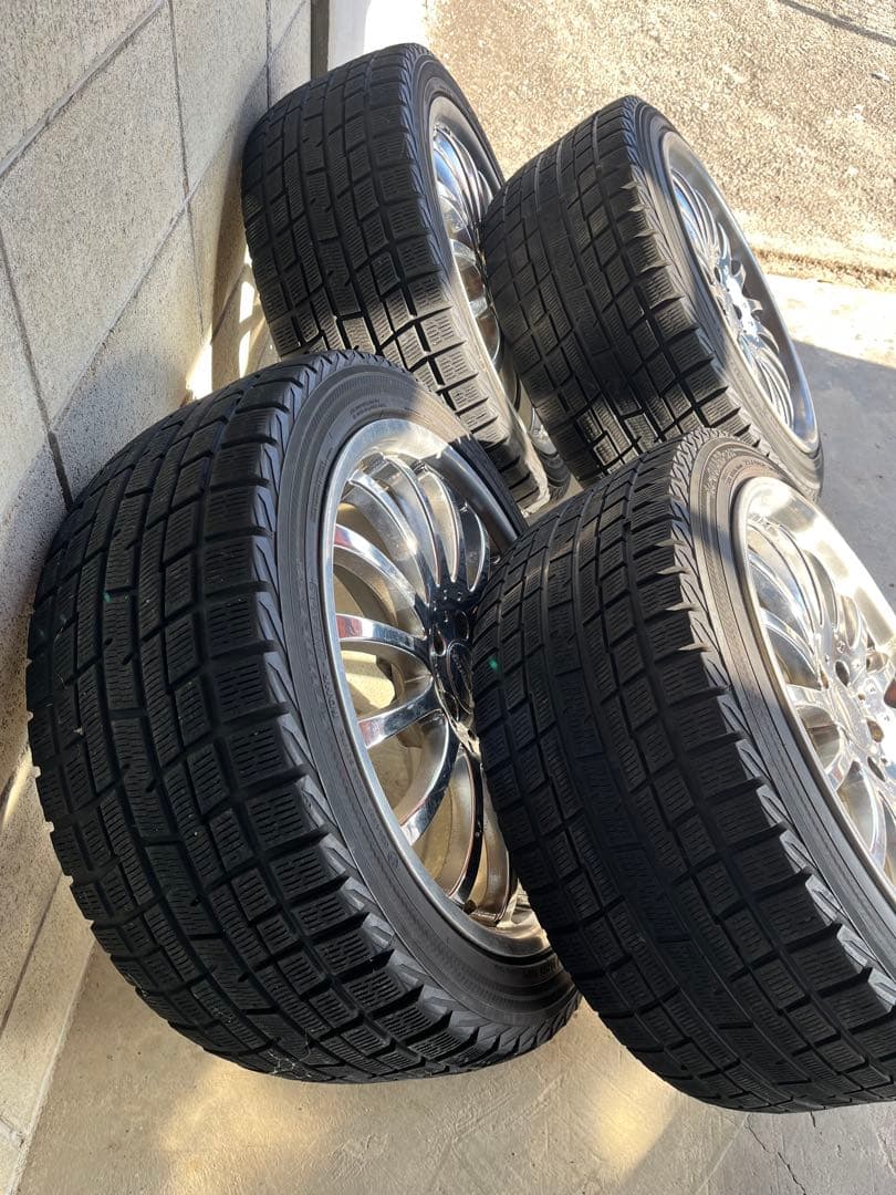 カールソン19インチホイルスタッドレスタイヤセット