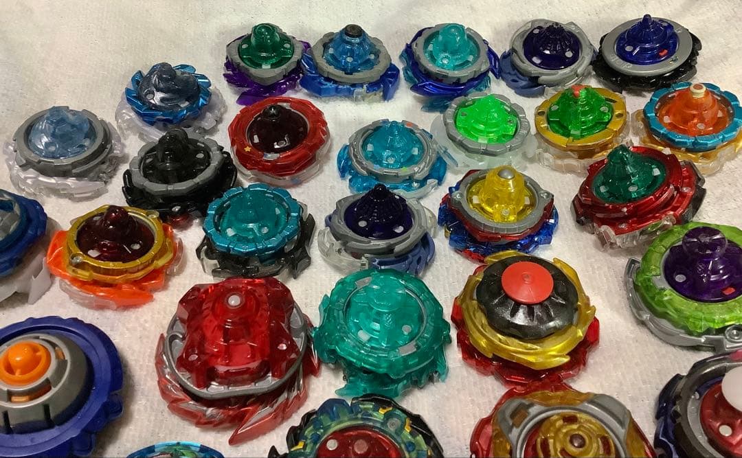 ア*ル様 メタルファイトベイブレード、ベイブレードバースト 全部まとめ売り オー