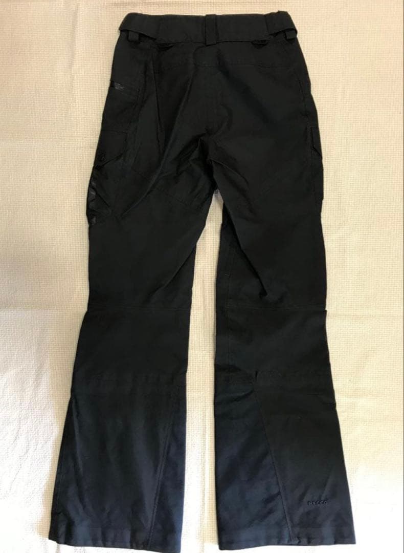 peakpaformans xs オールブラック　スキーウェア　スノボ