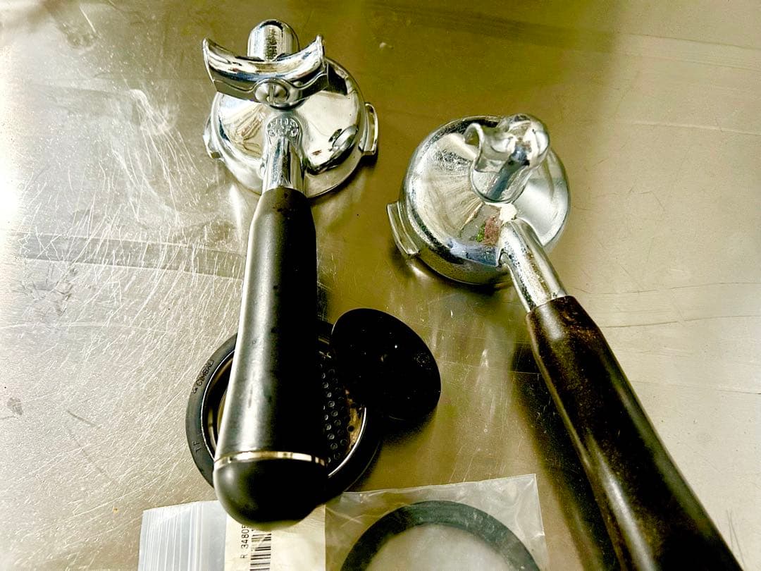 LACIMBALIエスプレッソマシン　FMI社製