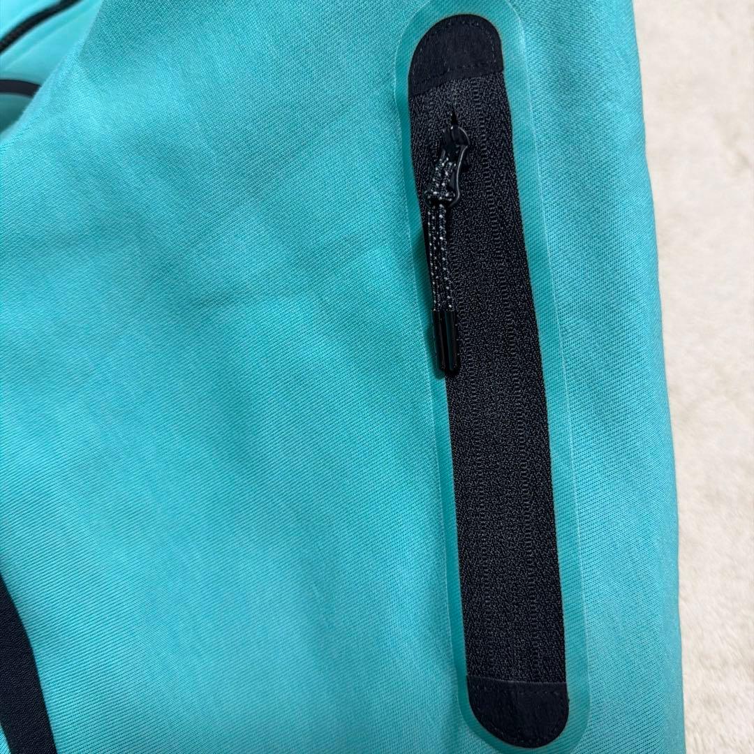 NIKEテックフリースティファニーブルー 激レア　希 少