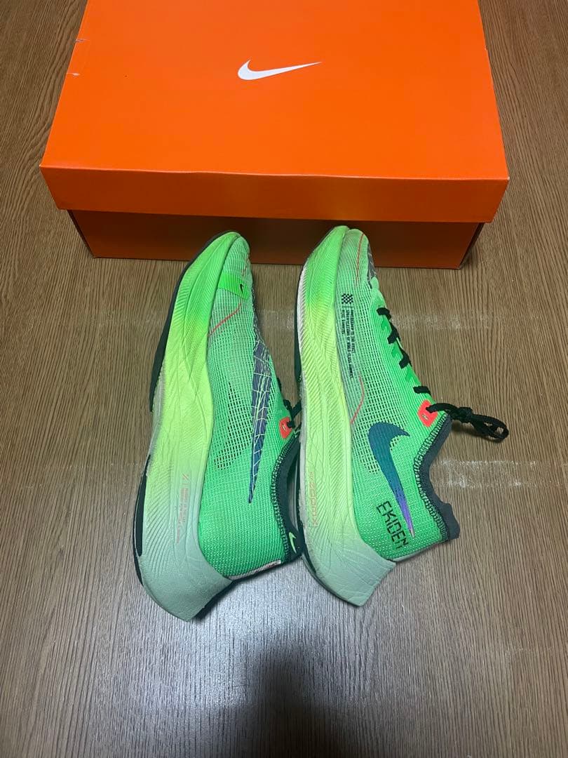 NIKE ヴェイパーフライ2 駅伝カラー 25,5cm