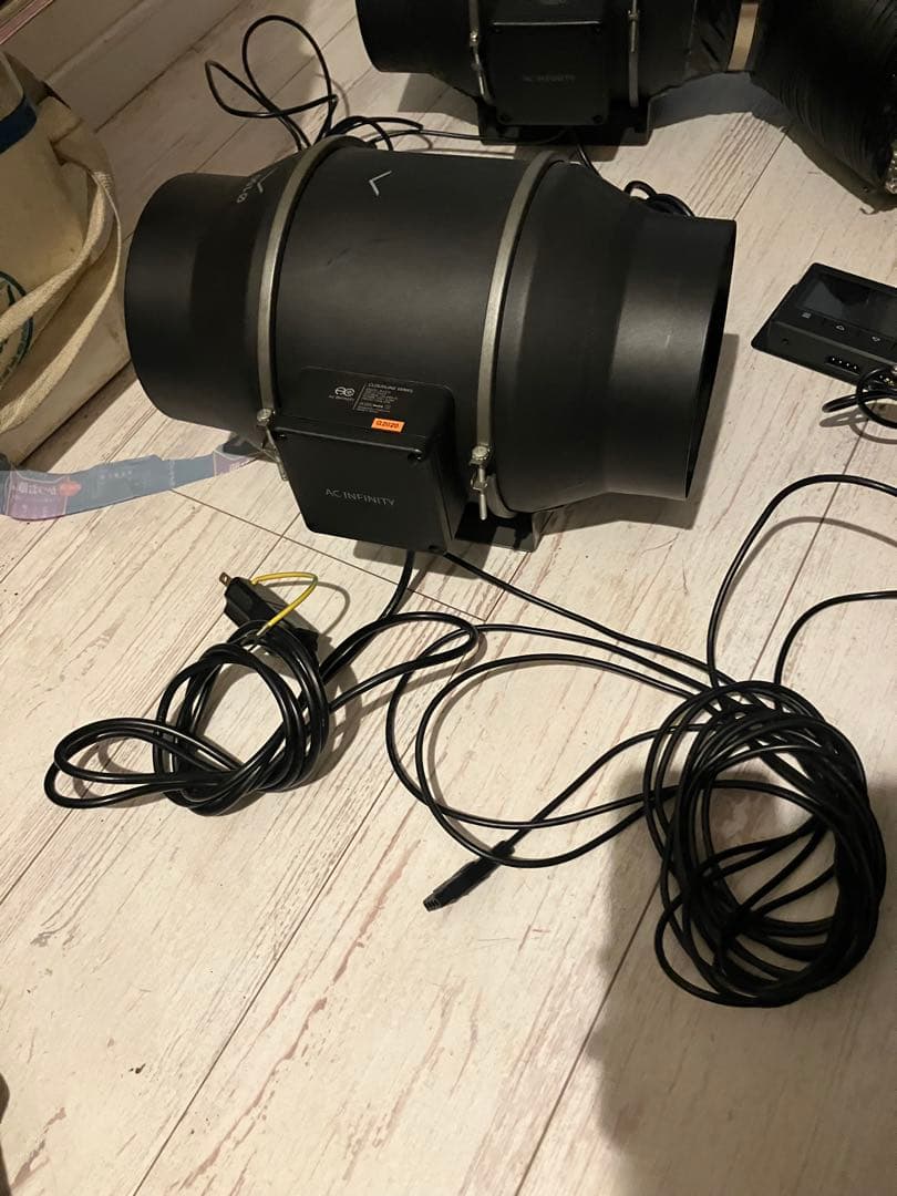 AC Infinity Cloudline T6 6インチ　コントローラー