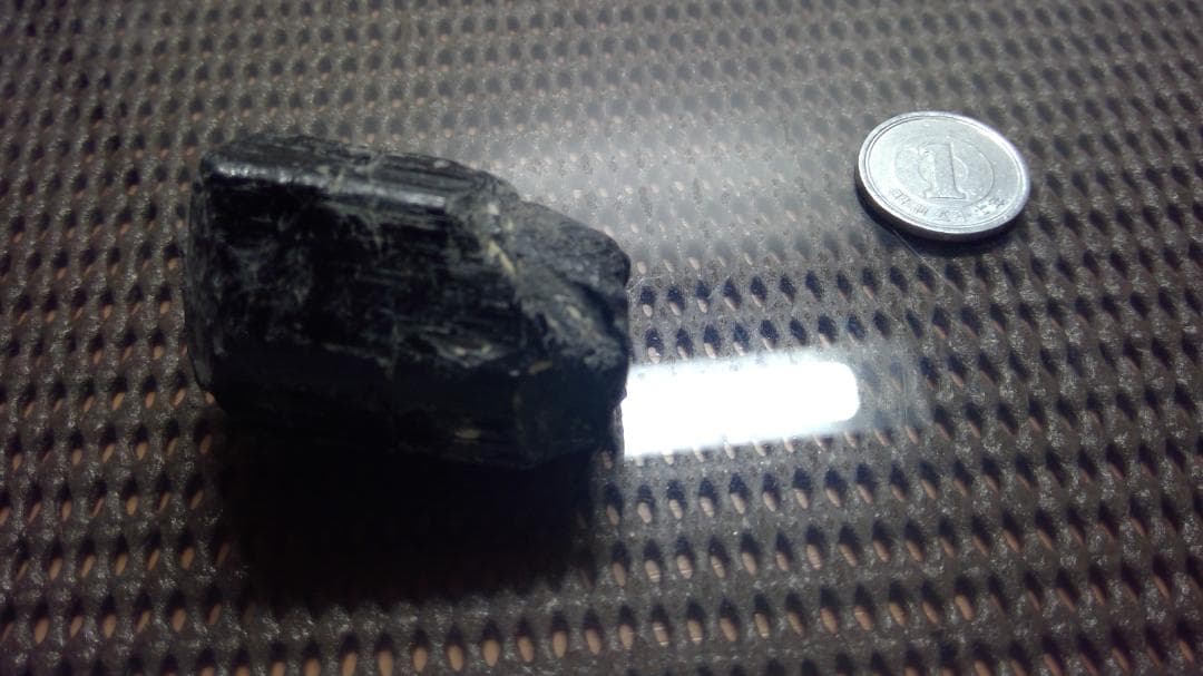 ブラックトルマリン　パワーストーン原石 置物