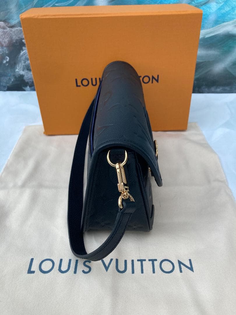 ディアヌ M46386 黒