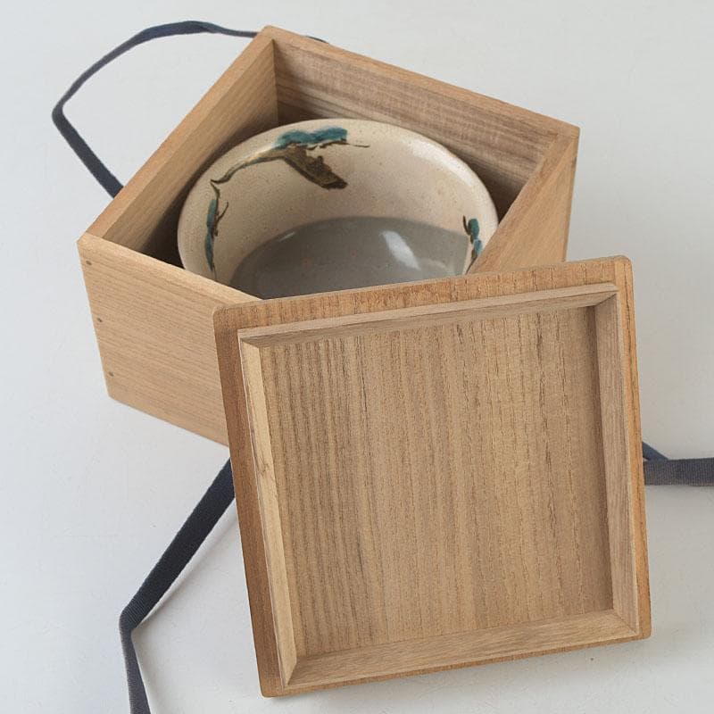 茶道具　尾形乾山作　色絵松図　茶碗　仕覆付　時代箱　Z　8609