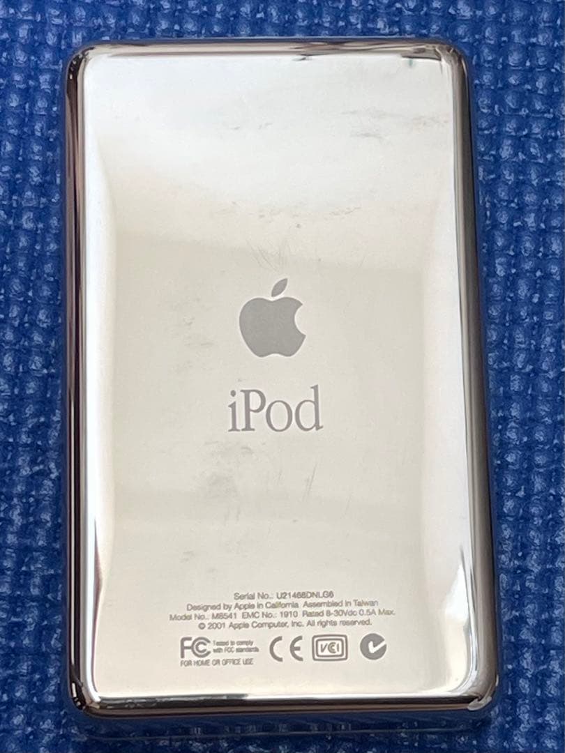 初代iPod 5G（M8513J/A）　動作品
