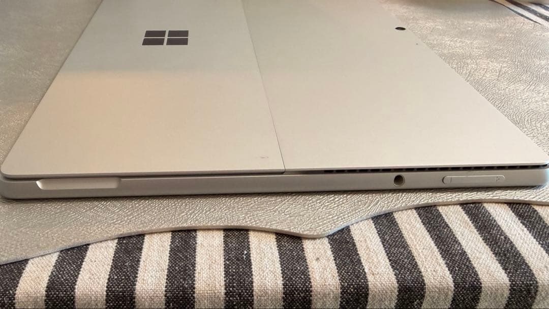 surface pro 8＋キーボード＋ACアダプター