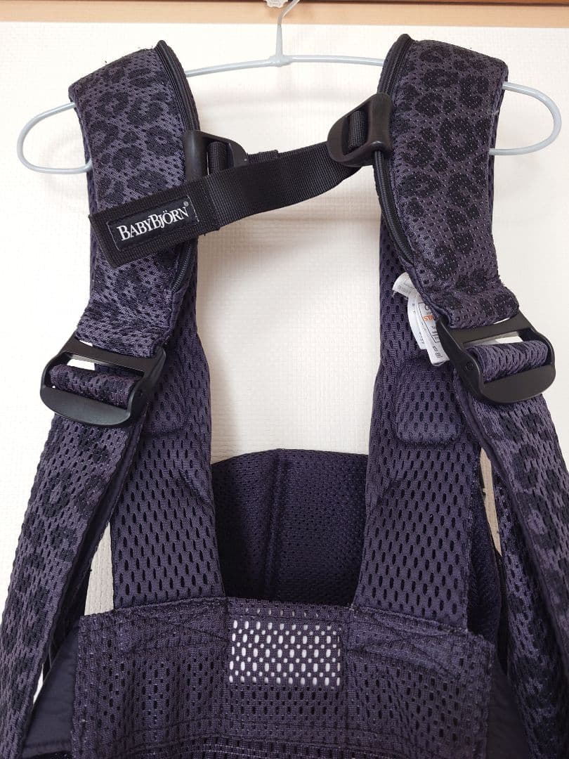 ®*︎様 美品ベビービョルンワンカイエアーレオパードヒョウ柄抱っこ紐ベビーキャリ