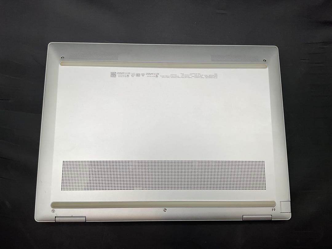 Chromebook本体 HP Chromebook x360 13c core i5 8GB LTE