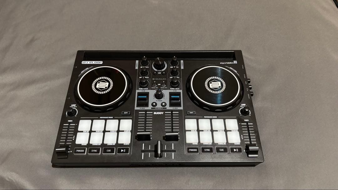 DJ機材 RELOOP BUDDY