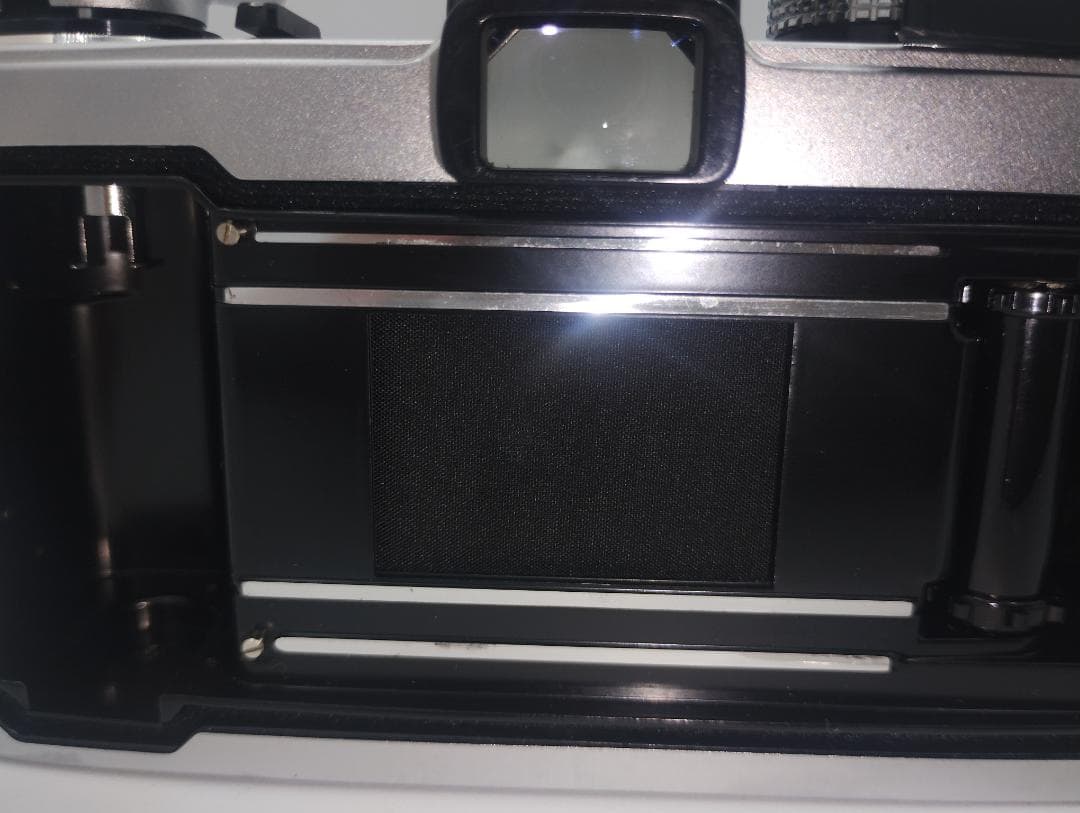 OLYMPUS OM-1 フィルムカメラ ボディ シルバー 低速シャッター難あり