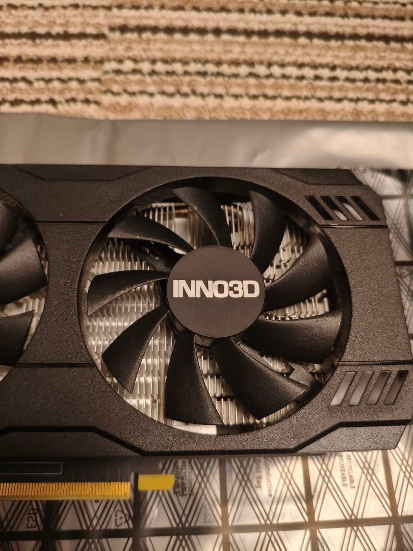 グラフィックボード・グラボ・ビデオカード INNO3D GTX 1660 SUPER Twin X2 6GB GDDR6