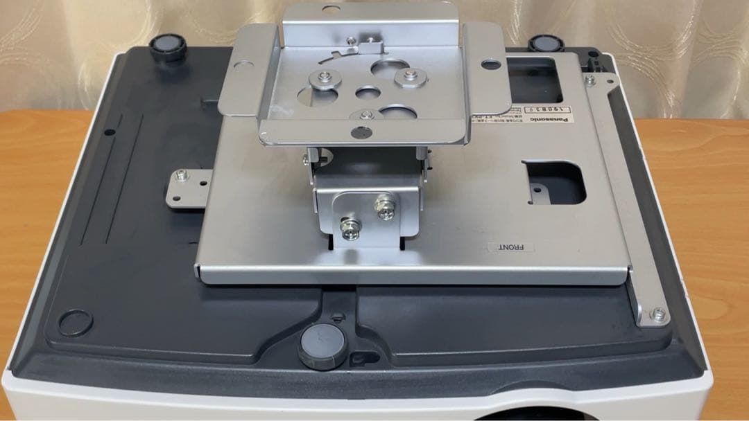 Panasonic業務用液晶プロジェクター PT-VMZ60J パナソニック天吊