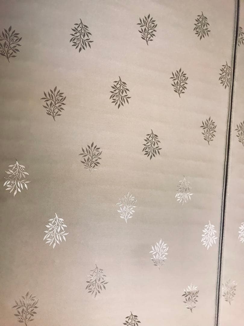 シモンズ　ボックススプリング②