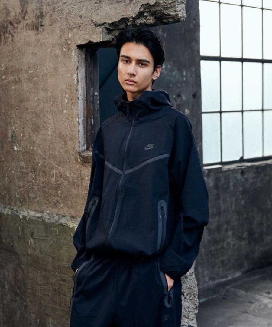 NIKE ナイキ テック ウィンドランナーブラック Lサイズ
