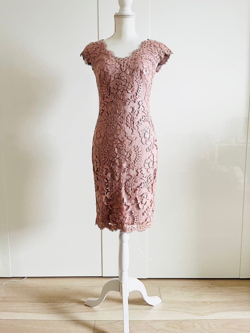 Tadashi Shoji ノースリーブドレス US 2