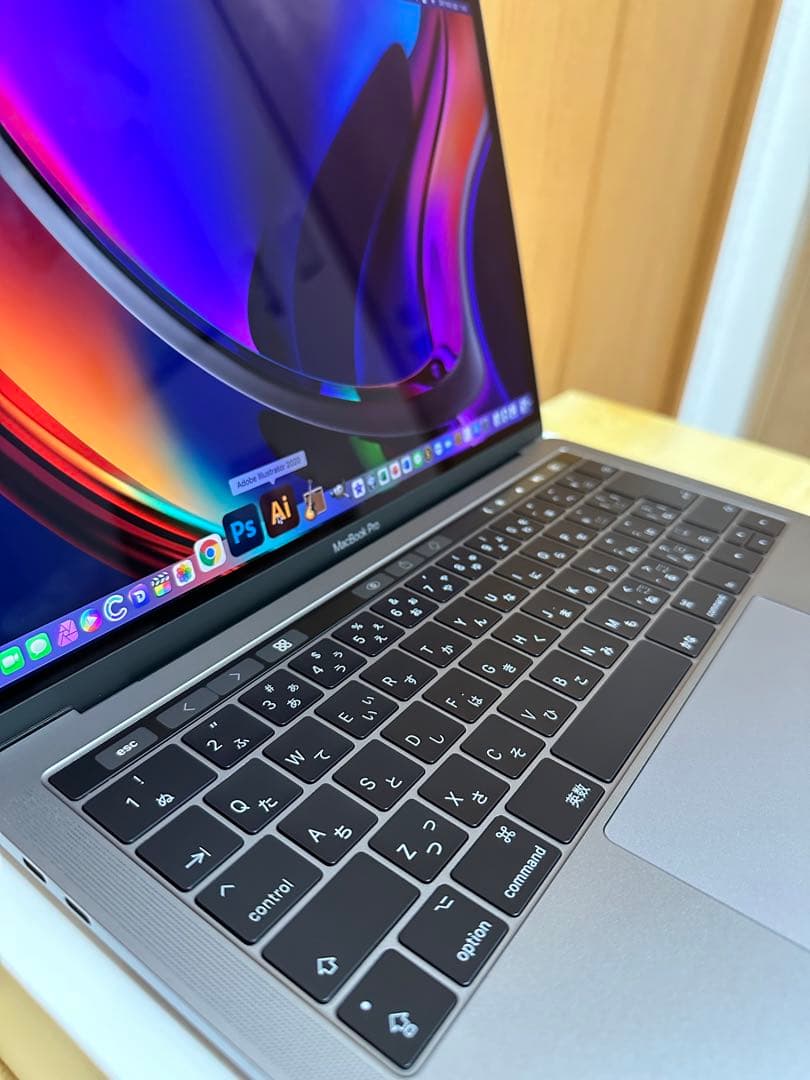 2025年OS] 美品MacBook Pro 16GB／ SSD 256GB 箱