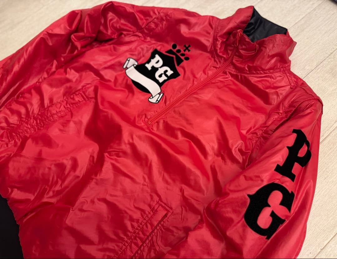 PEARLY GATESジャケットベスト　表裏着用可能ブラック/レッド袖着脱可能