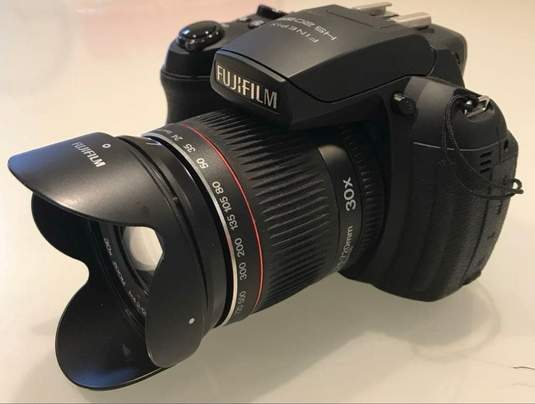 FUJI FILM デジタルカメラ　FINEPIX HS20EXR