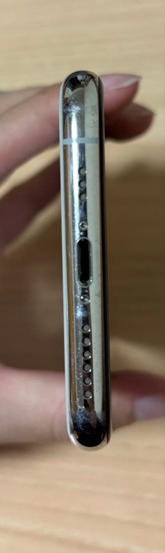 iPhone 11 pro シルバー　64GB SIMフリー