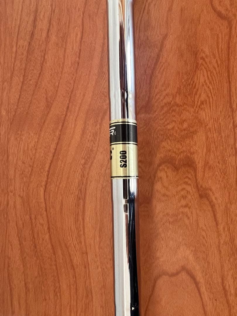 ブリヂストン　バイティングスピン　50°、56° シャフトDG s200