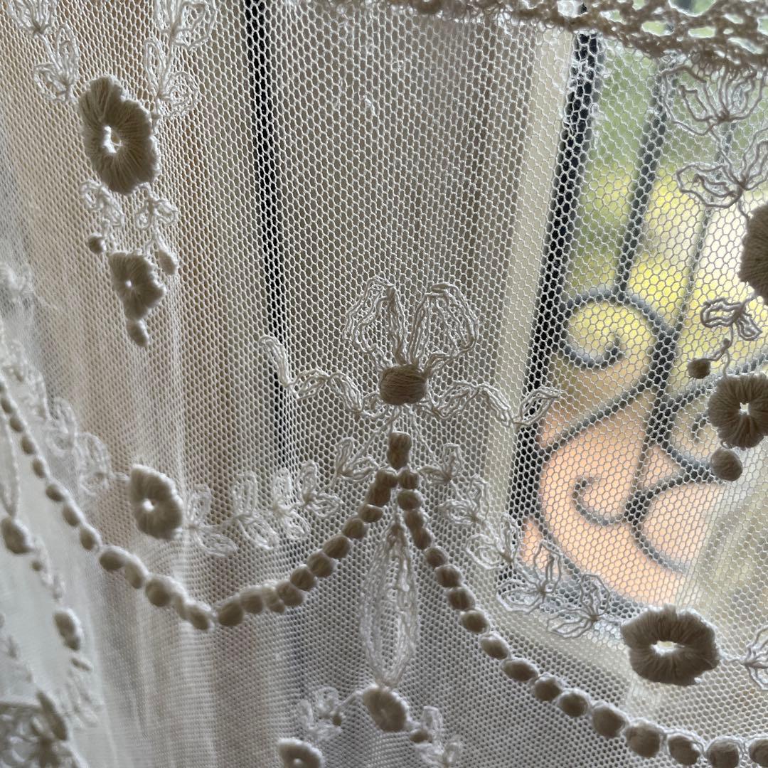 フランスアンティーク　リボンモチーフ　チュール　レース　紐付き　カーテン　間仕切