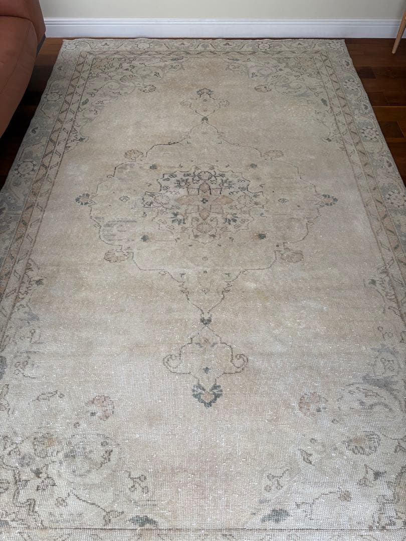 超大判　ヴィンテージラグ　オーバーダイ　オリエンタル　トルコ　ウシャク　ベージュ